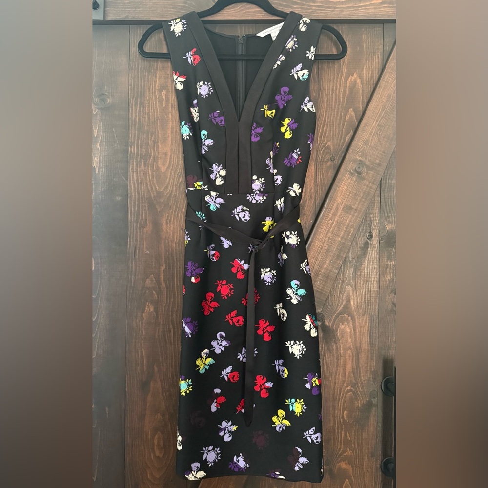 Diane von Furstenberg black floral dress size 2